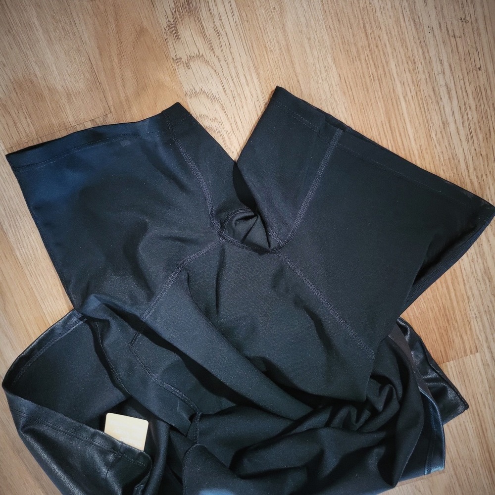Popilush Faux Leather Midi Skirt Black Built-In Shapewear Slit Pencil Medium NWT - Picture 4 of 8